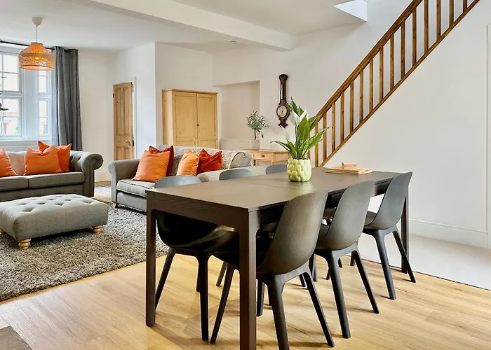 Rye Court * 헴슬리